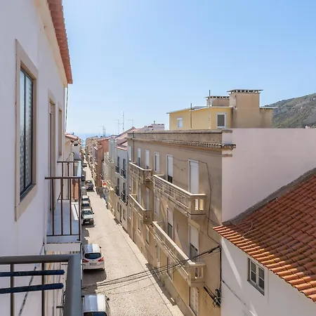 Blue Subvilla 48 Nazaré