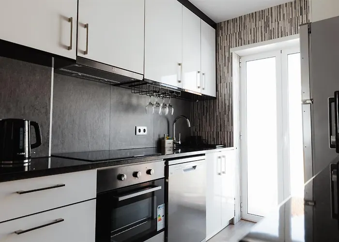 Blue Subvilla 48 * Назаре